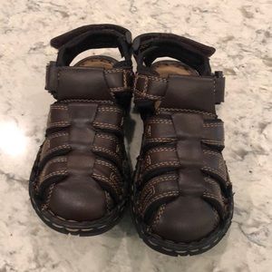 Boys brown sandals